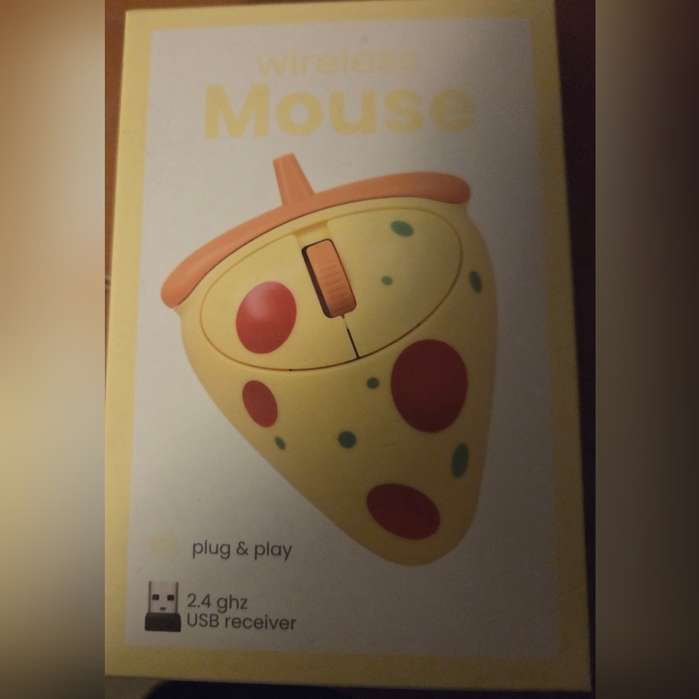 Yellow Pizza-Shaped Plug & Play Mouse -